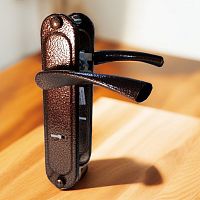 Ручка на планке РДП 2-023-77С- АМ -антик медь,сувальд. /15/ 