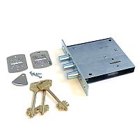 Замок врезной REХ 1.3 3 кл. цинк сувальдный-стержни 3шт,диам.14мм Замок врезной REХ 1.3 3 кл. цинк сувальдный-стержни 3шт,диам.14мм