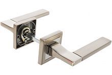 Ручки дверные на квадратной розетке TORRE A-52-30 CHROME/S.CHROME BUSSARE Ручки дверные на квадратной розетке TORRE A-52-30 CHROME/S.CHROME BUSSARE