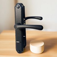 Ручка на планке РДП-1-006-85С Черный муар,сувальд./15/ Ручка на планке РДП-1-006-85С Черный муар,сувальд./15/