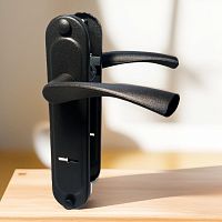 Ручка на планке РДП-2-023 -85С- ЧЕРНЫЙ МУАР,сувальд. /15/ Ручка на планке РДП-2-023 -85С- ЧЕРНЫЙ МУАР,сувальд. /15/