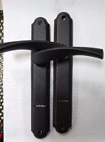 Ручка на планке РДП-1-023-85С ЧЕРНЫЙ МУАР,сувальд. /15/