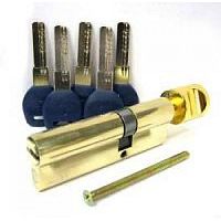 Цилиндровый механизм 90мм латунь с вертушкой /35+55/5кл. с перфорац. СК 5090 ПR*** Цилиндровый механизм 90мм латунь с вертушкой /35+55/5кл. с перфорац. СК 5090 ПR***