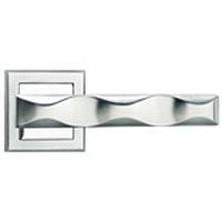 Ручка дверная MORELLI,МН-20 SC/CP-S "Tower"мат.хром/пол.хром Ручка дверная MORELLI,МН-20 SC/CP-S "Tower"мат.хром/пол.хром