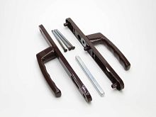 Нажимной гарнитур 25/92 с возвратной ручкой коричневый RAL 8019 Нажимной гарнитур 25/92 с возвратной ручкой коричневый RAL 8019